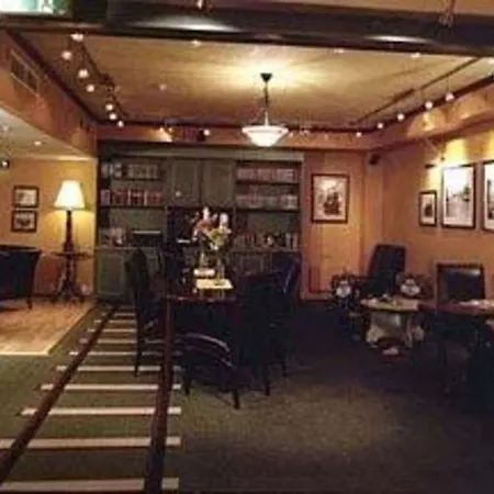 Sure By Western Ole Tobias Hotel 3*