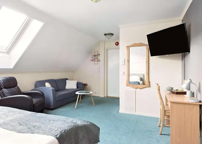 Sure By Western Ole Tobias Mo i Rana